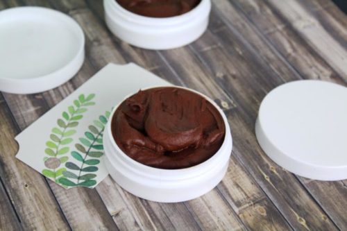 bronzer DIY mineral bronzing body butter recipe for a sun kissed summer look. soapdelinews