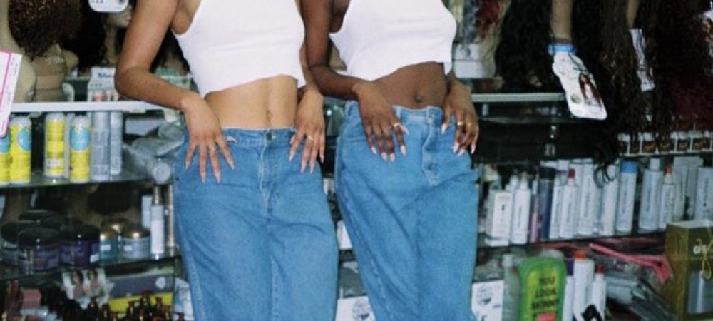 15 African-American Girls Outfits Inspired from the 1990s - Rock The Trend
